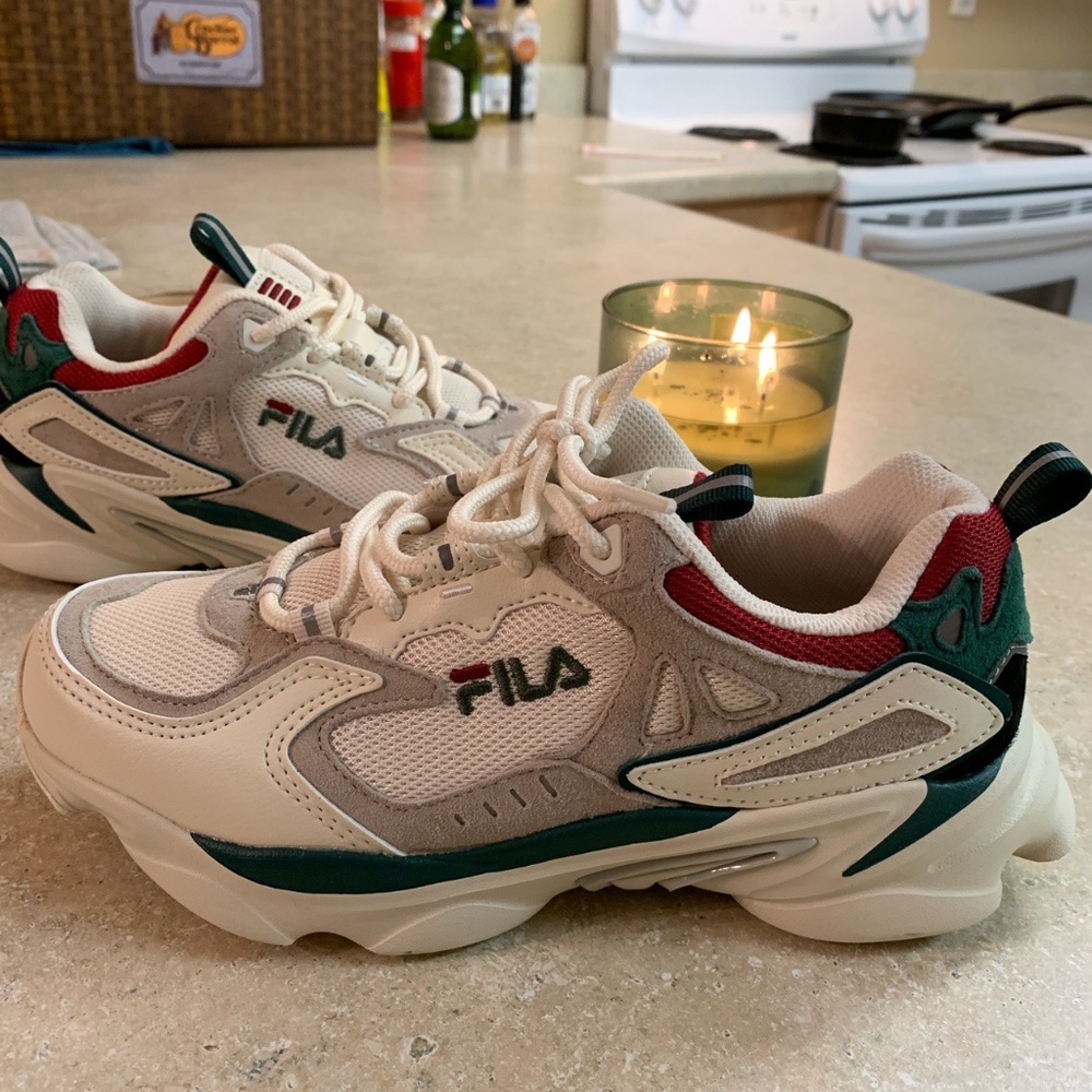 FILA Sneakers